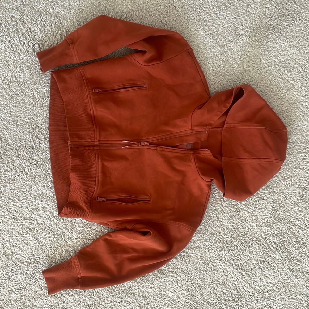Old Navy Active dynamic Fleece jacket. Size Small (6-7). Burnt orange
